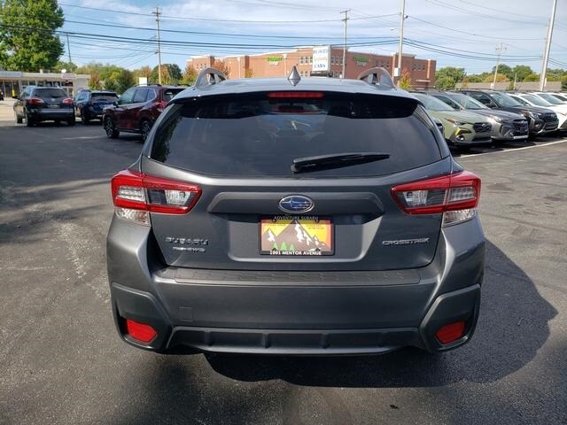 2023 Subaru Crosstrek Premium photo 3