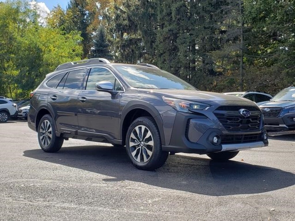 New 2025 Subaru Outback Touring SUV