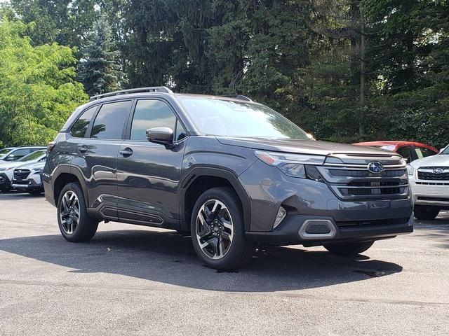 2025 Subaru Forester Limited's photo