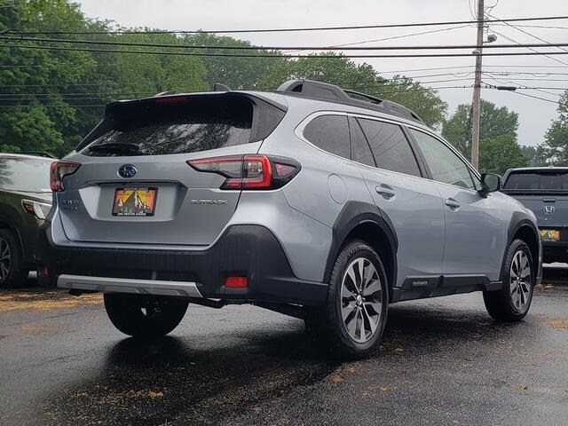 2024 Subaru Outback Limited photo 2