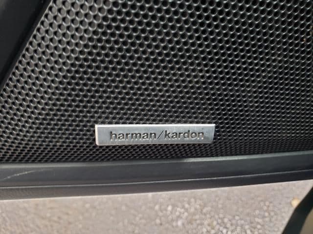 2021 Subaru Outback Limited - Photo 16