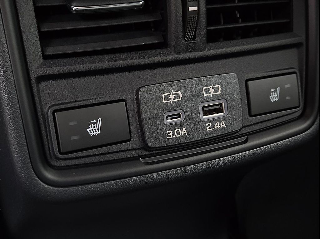 2026 Subaru Outback Limited - Photo 12