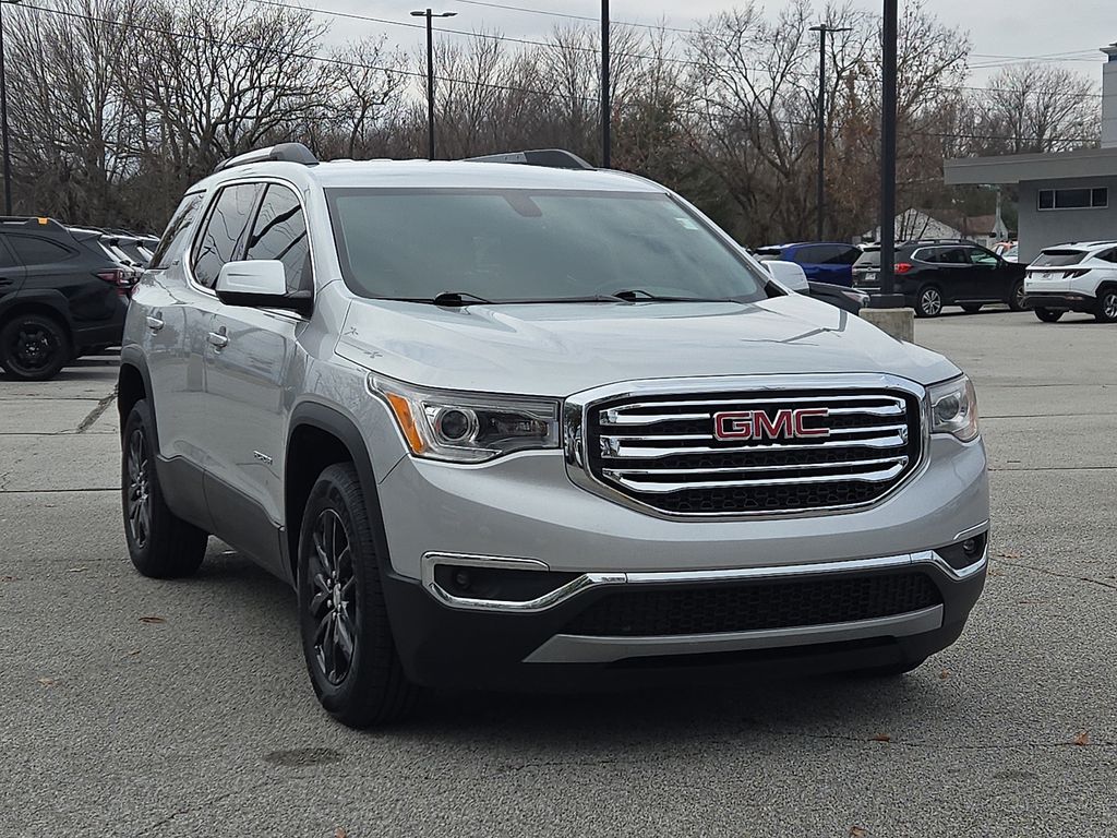 2019 GMC Acadia SLT-1's photo