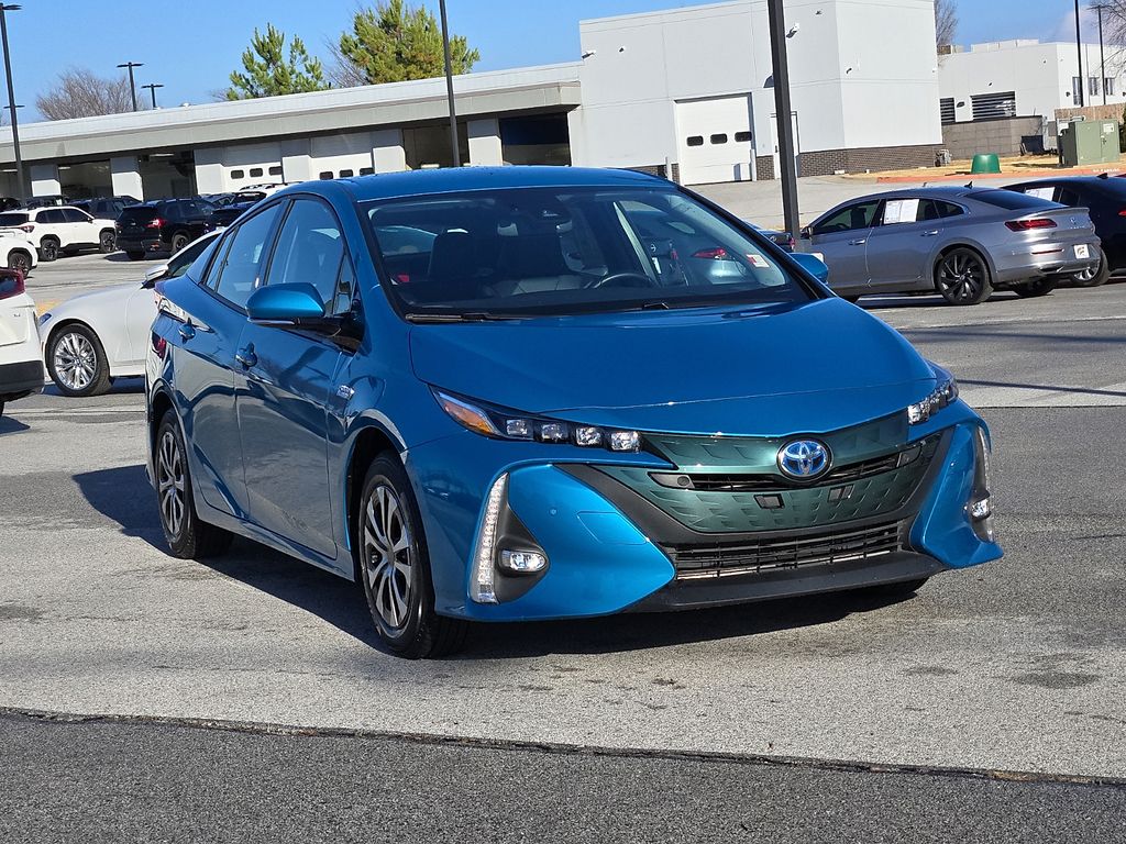 2018 Toyota Prius Prime Advanced's photo