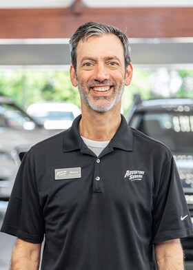 Staff member Kenny Boyett from ID_42e047cdf44a