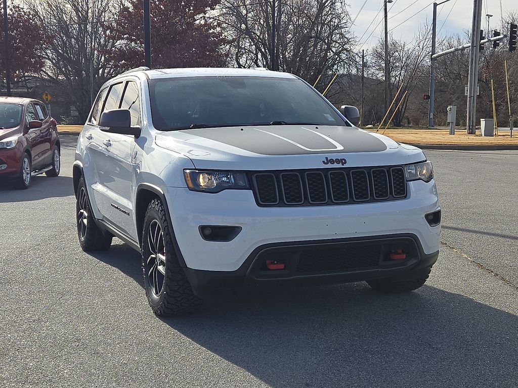 2017 Jeep Grand Cherokee Trailhawk's photo