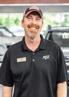 Staff member Jeremy Herbert from ID_899948ecf48d