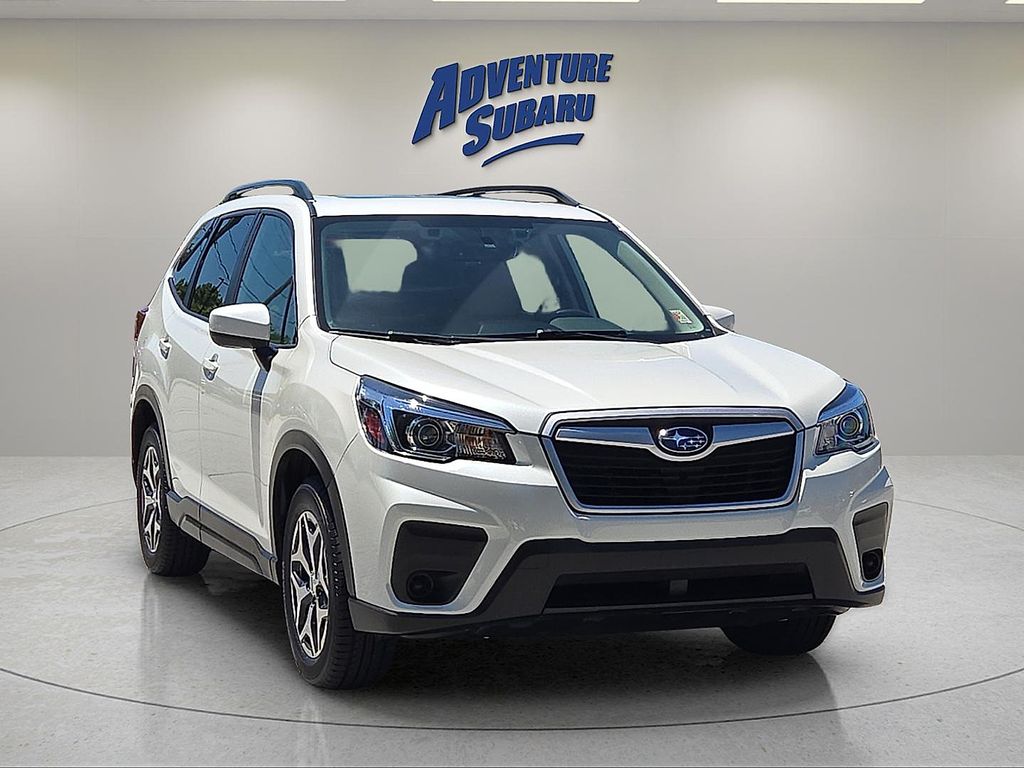2019 Subaru Forester Premium's photo
