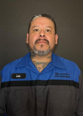 Staff member Luis Hernandez from ID_b132d00fa5ce