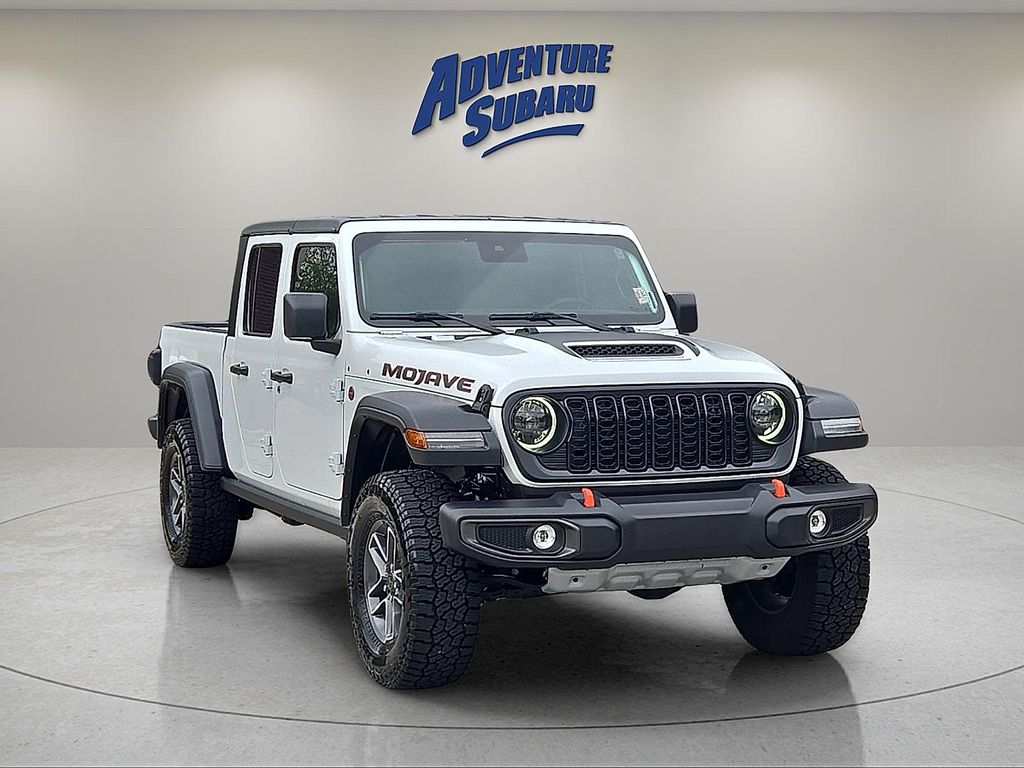2025 Jeep Gladiator Mojave Auto's photo