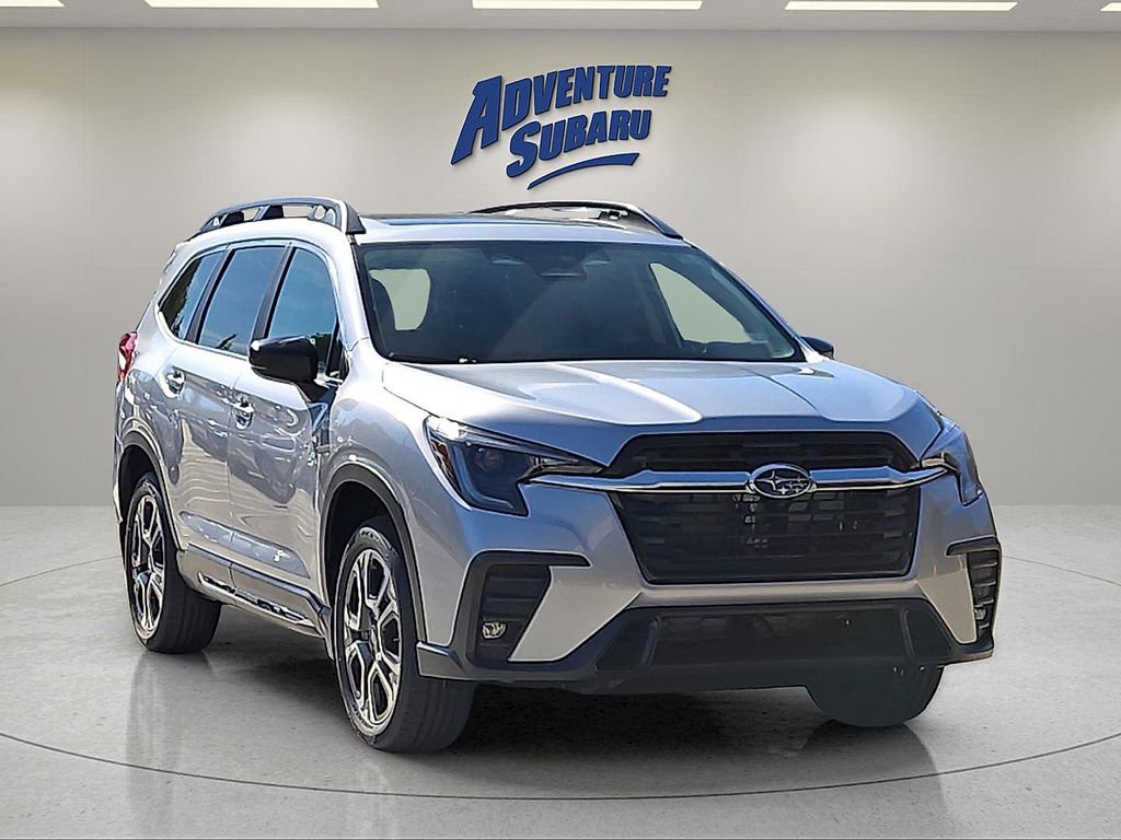 2026 Subaru Ascent Limited's photo