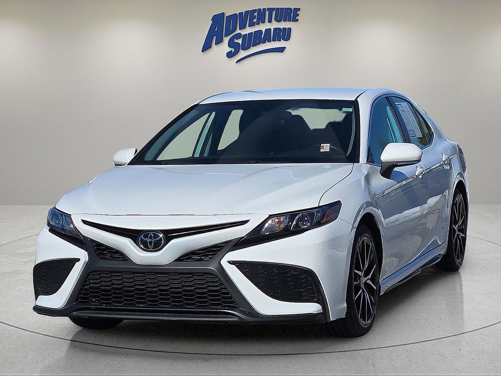 Used 2023 Toyota Camry SE Sedan