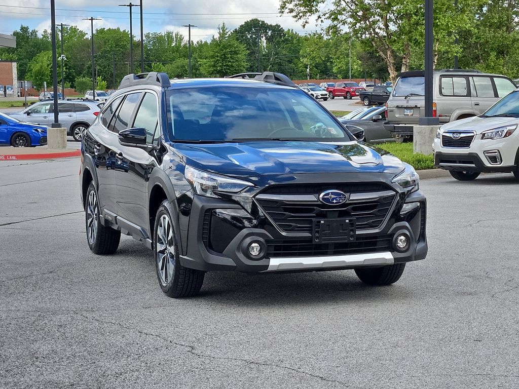 2023 Subaru Outback Limited's photo
