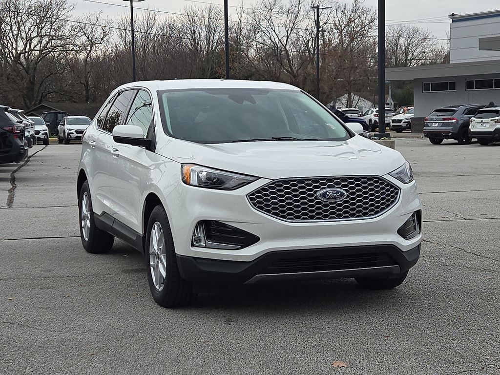 2024 Ford Edge SEL's photo