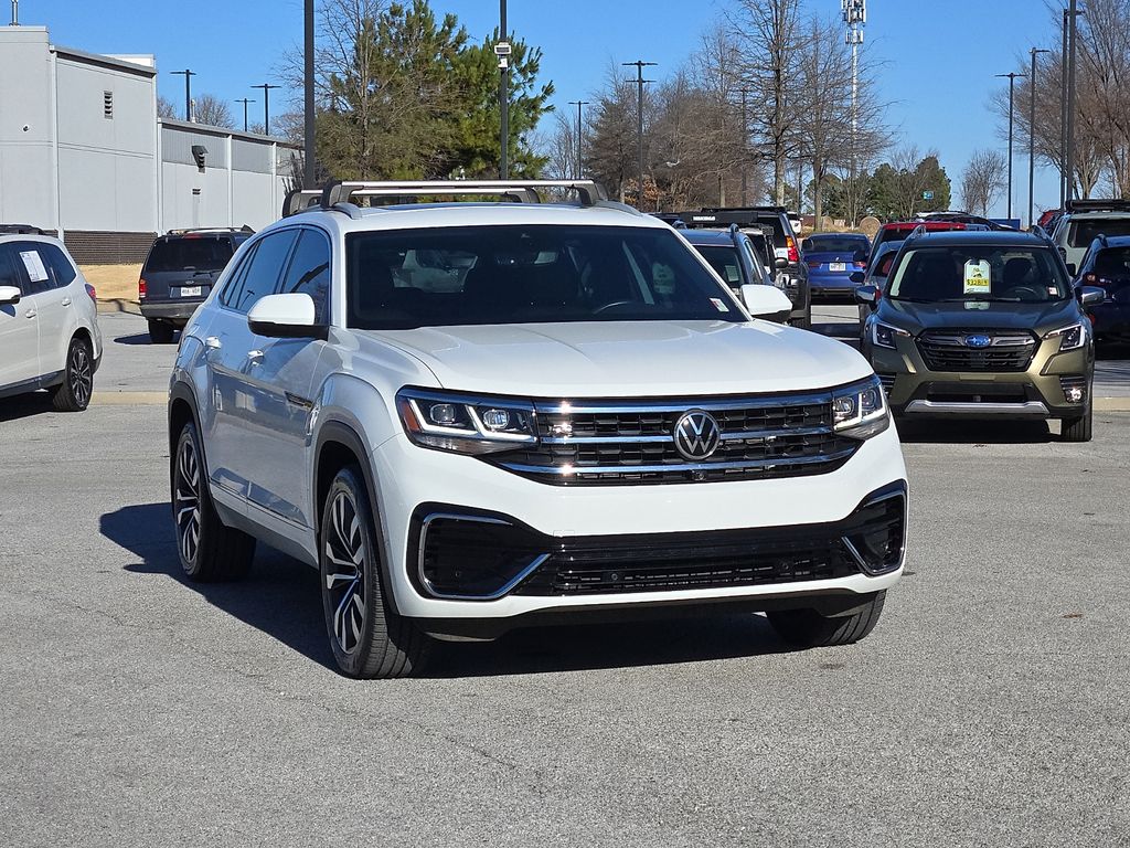 2020 Volkswagen Atlas Cross Sport SEL Premium R-Line's photo
