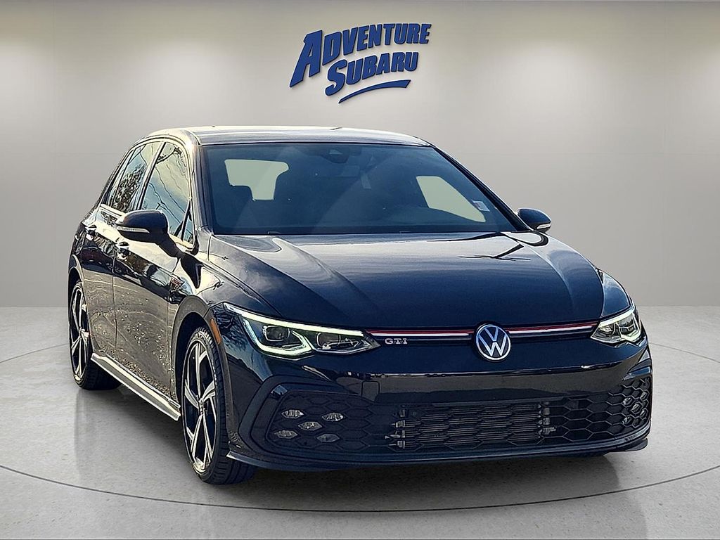 2024 Volkswagen Golf GTI SE's photo