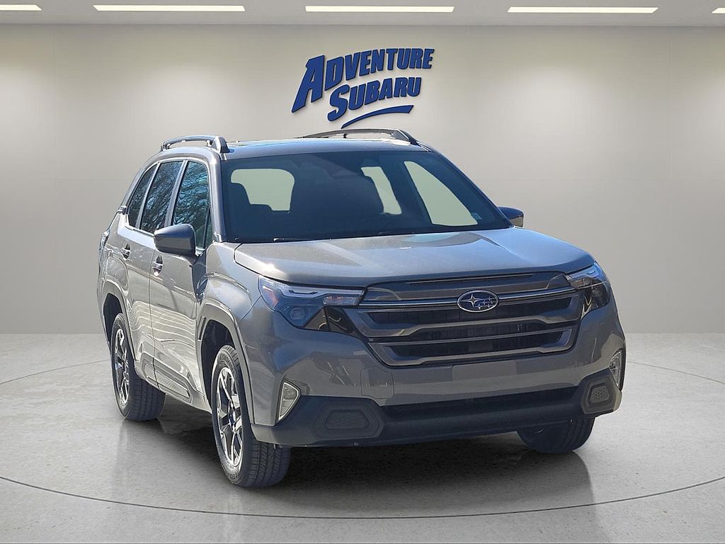 2026 Subaru Forester Premium's photo