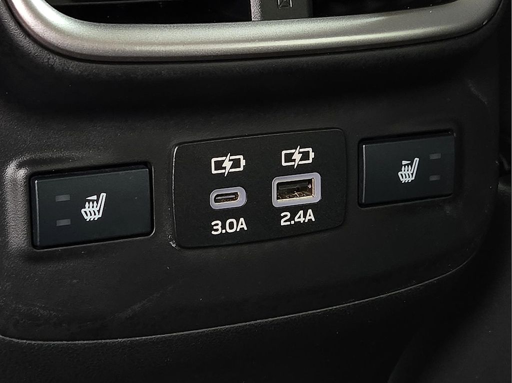 2025 Subaru Outback Touring - Photo 11