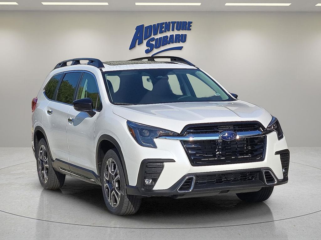 2025 Subaru Ascent Touring's photo
