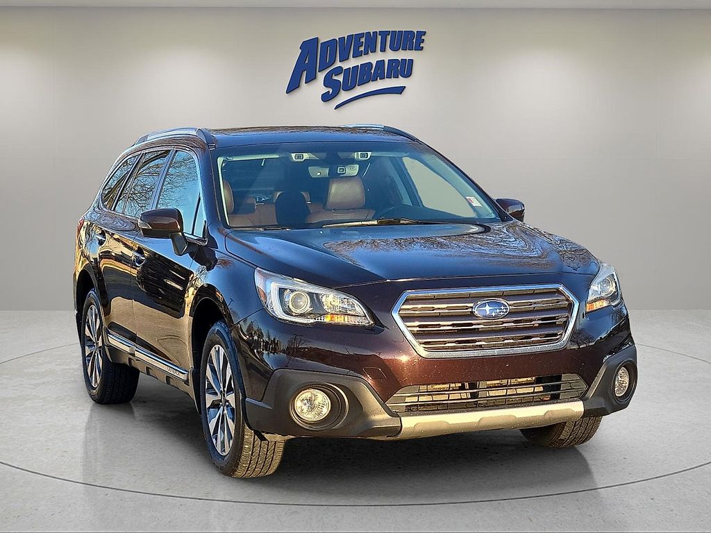 2017 Subaru Outback Touring's photo