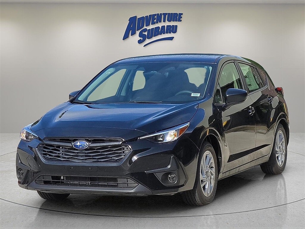 2025 Subaru Impreza Base photo 2