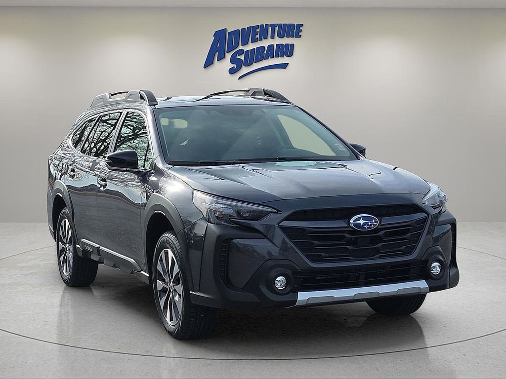 2025 Subaru Outback Limited's photo