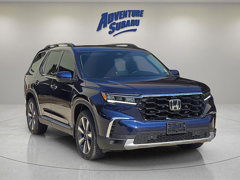 2023 Honda Pilot Elite's photo