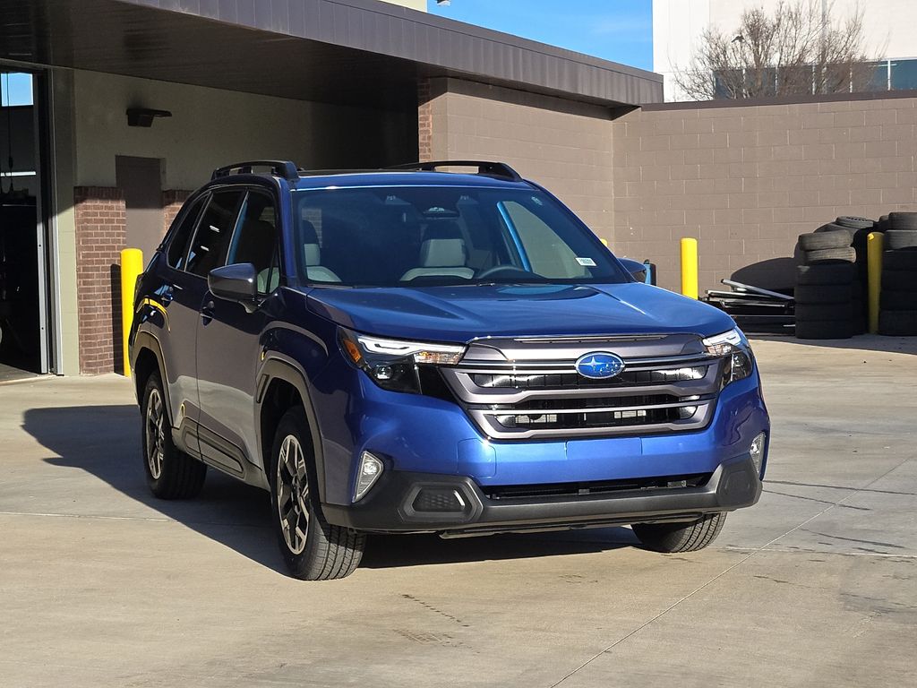 2026 Subaru Forester Premium's photo