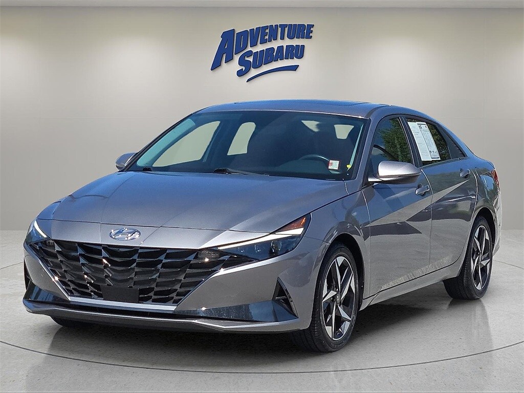 2023 Hyundai Elantra Limited photo 2