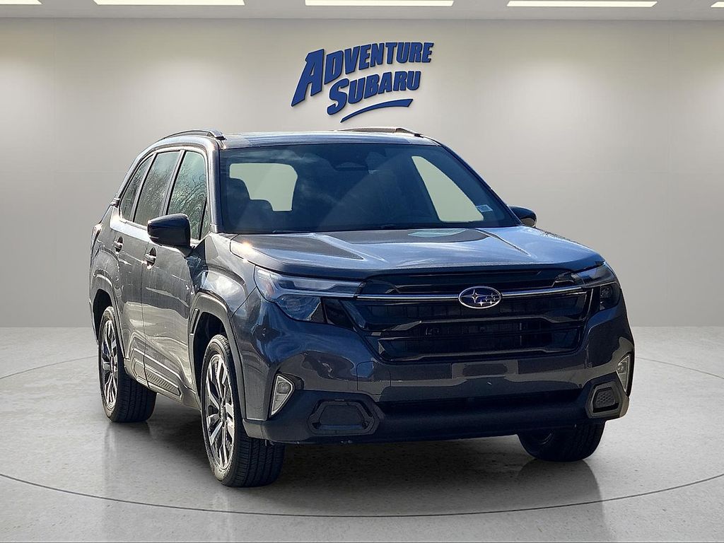 2025 Subaru Forester Touring's photo