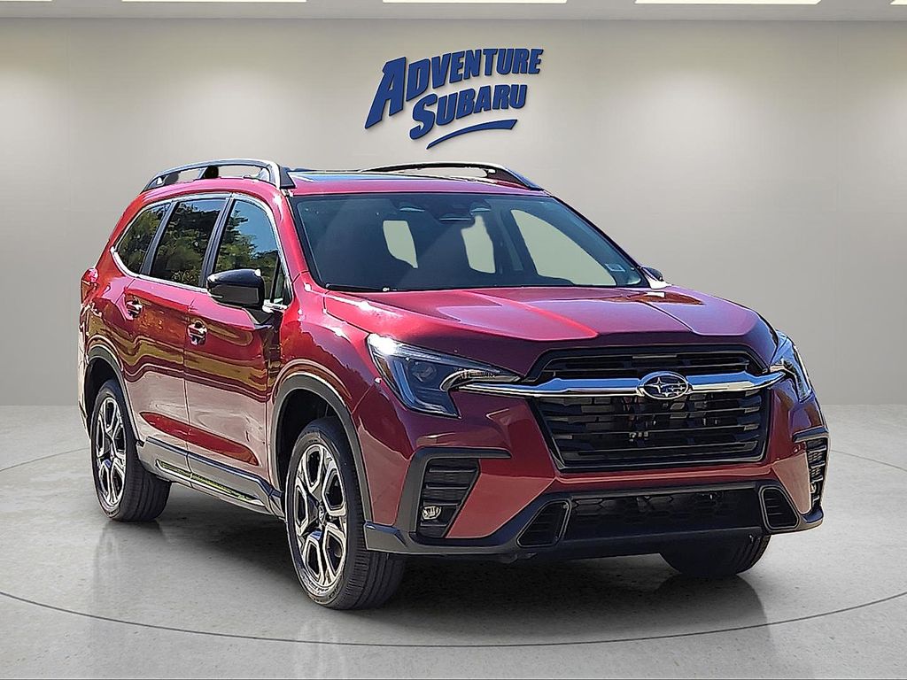 2025 Subaru Ascent Limited's photo