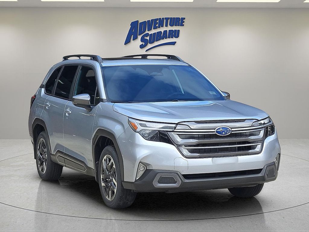 2025 Subaru Forester Limited's photo