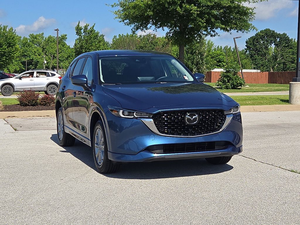 2024 Mazda CX-5 S Select Package Auto AWD's photo