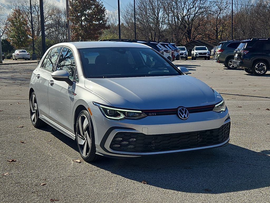 2023 Volkswagen Golf GTI S's photo