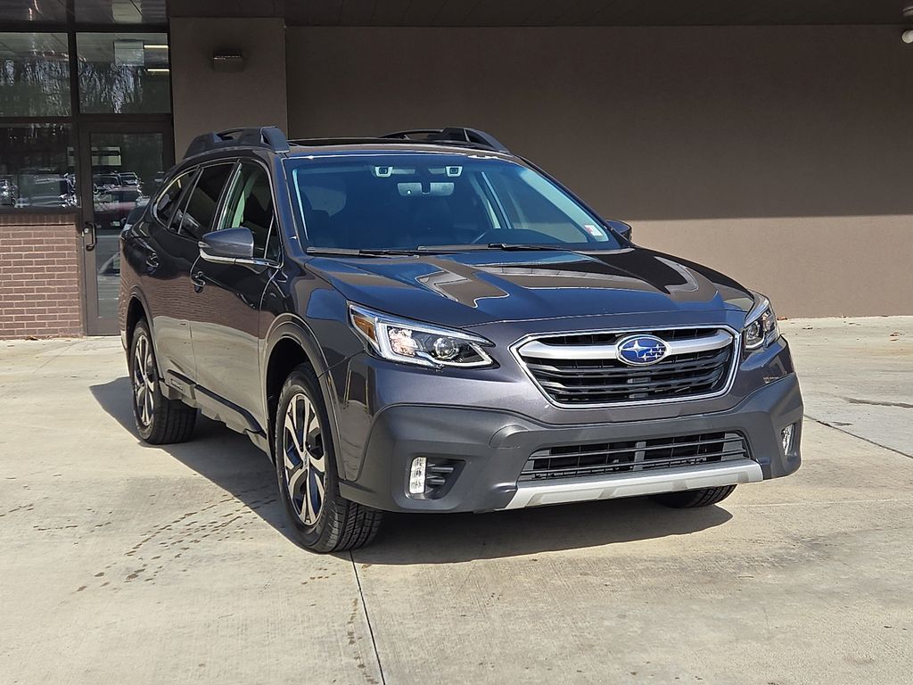 2020 Subaru Outback Limited's photo