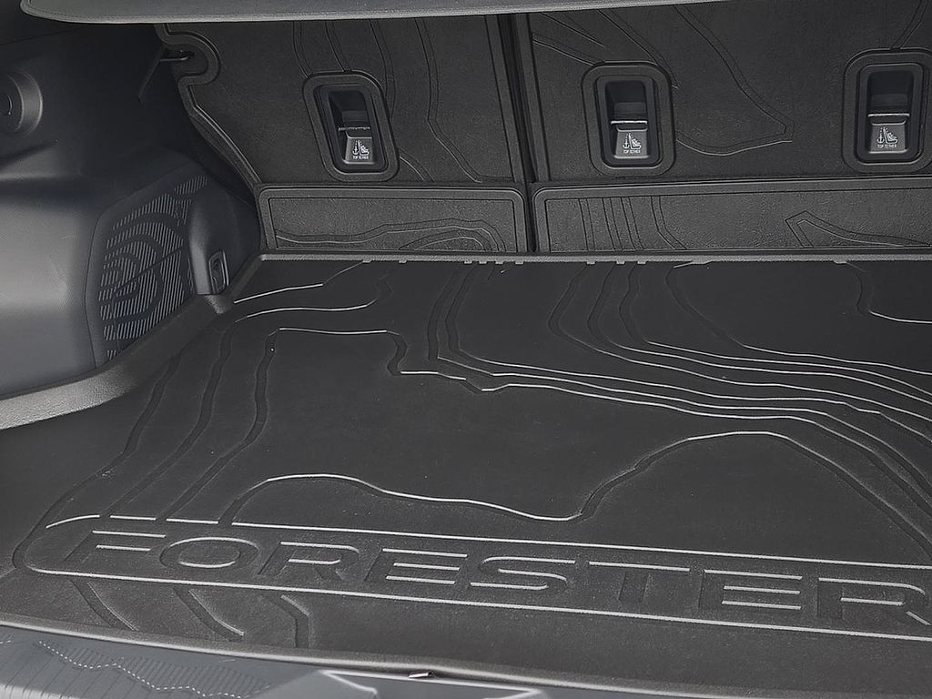 2026 Subaru Forester Sport - Photo 9