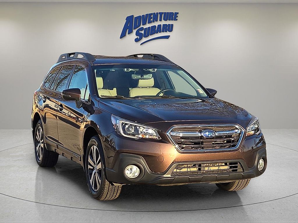 2019 Subaru Outback Limited's photo
