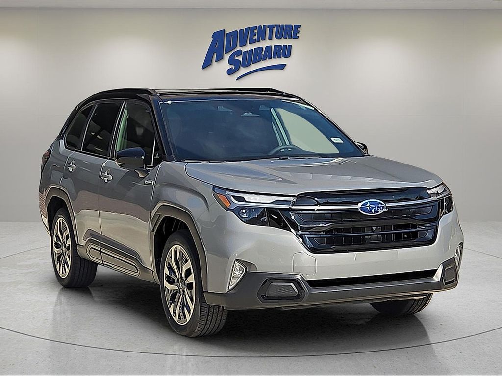 2025 Subaru Forester Touring's photo
