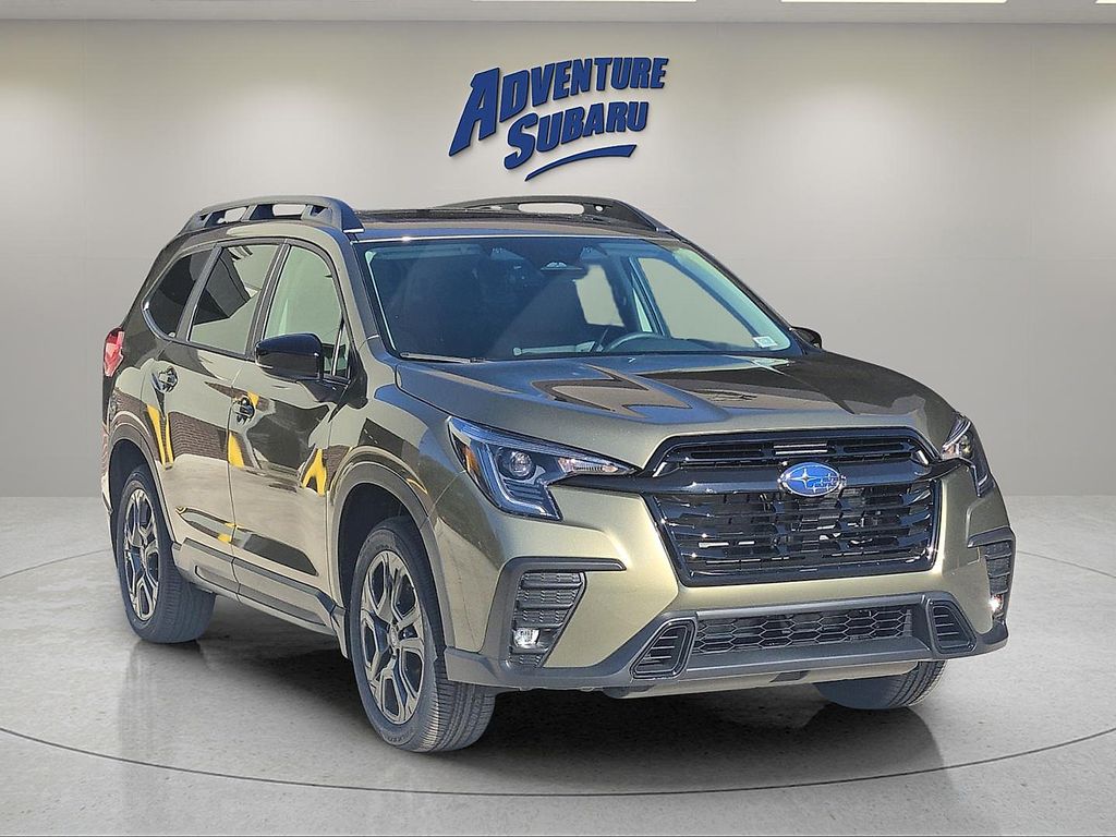 2025 Subaru Ascent Onyx Edition-Premium's photo