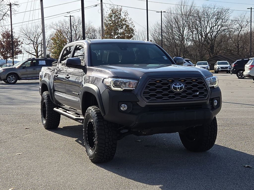 2020 Toyota Tacoma TRD Off Road's photo
