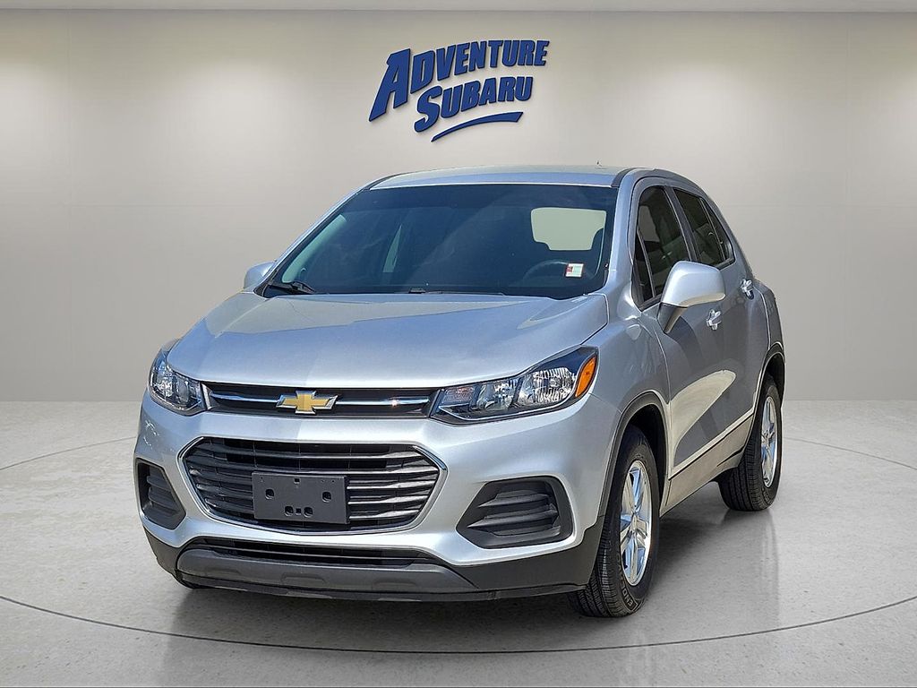 Used 2019 Chevrolet Trax LS with VIN 3GNCJKSBXKL212633 for sale in Fayetteville, AR
