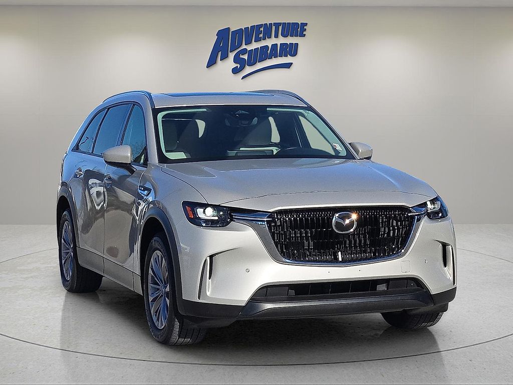 2025 Mazda CX-90 Preferred Package's photo