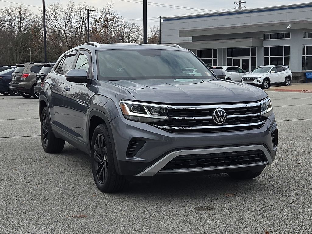 2023 Volkswagen Atlas Cross Sport SE w/Tech