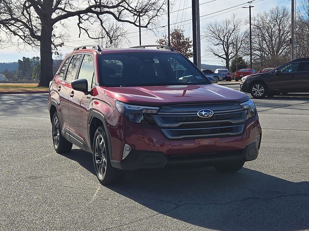2025 Subaru Forester Premium's photo