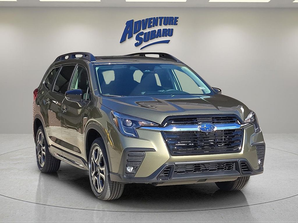 2026 Subaru Ascent Limited's photo