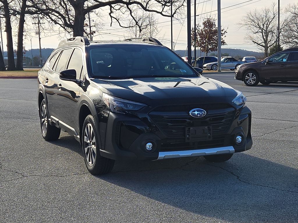 2025 Subaru Outback Limited's photo