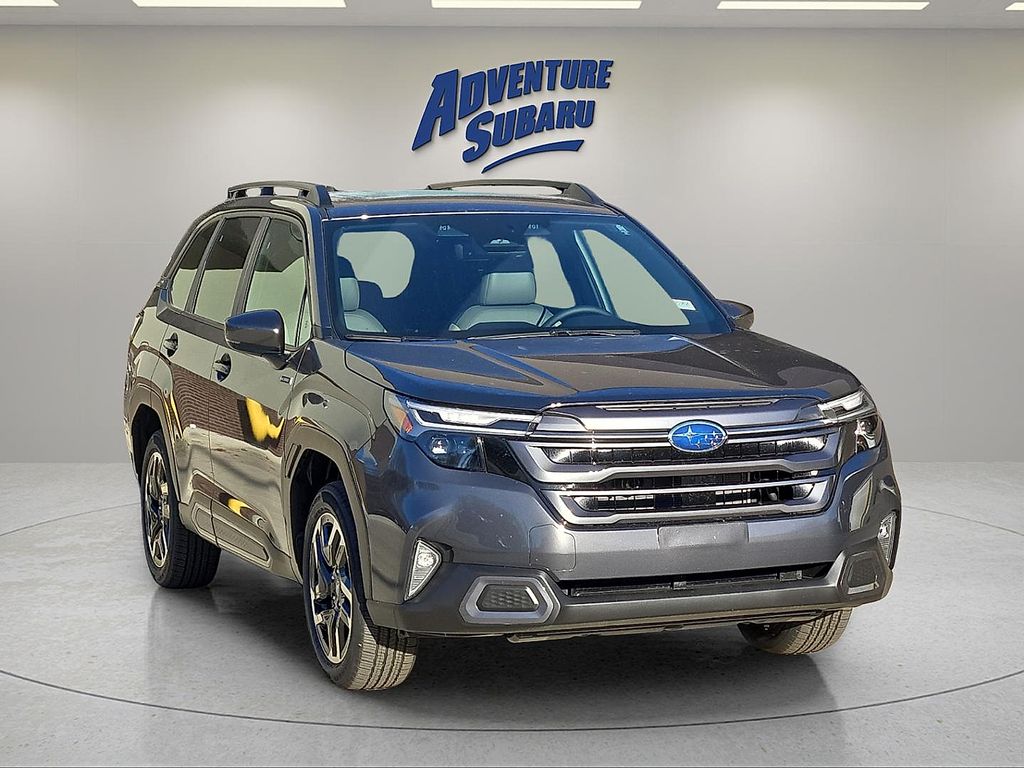 2025 Subaru Forester Limited's photo