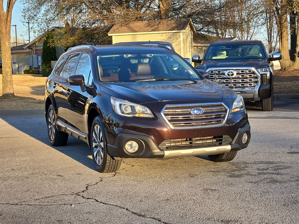 2017 Subaru Outback Touring's photo