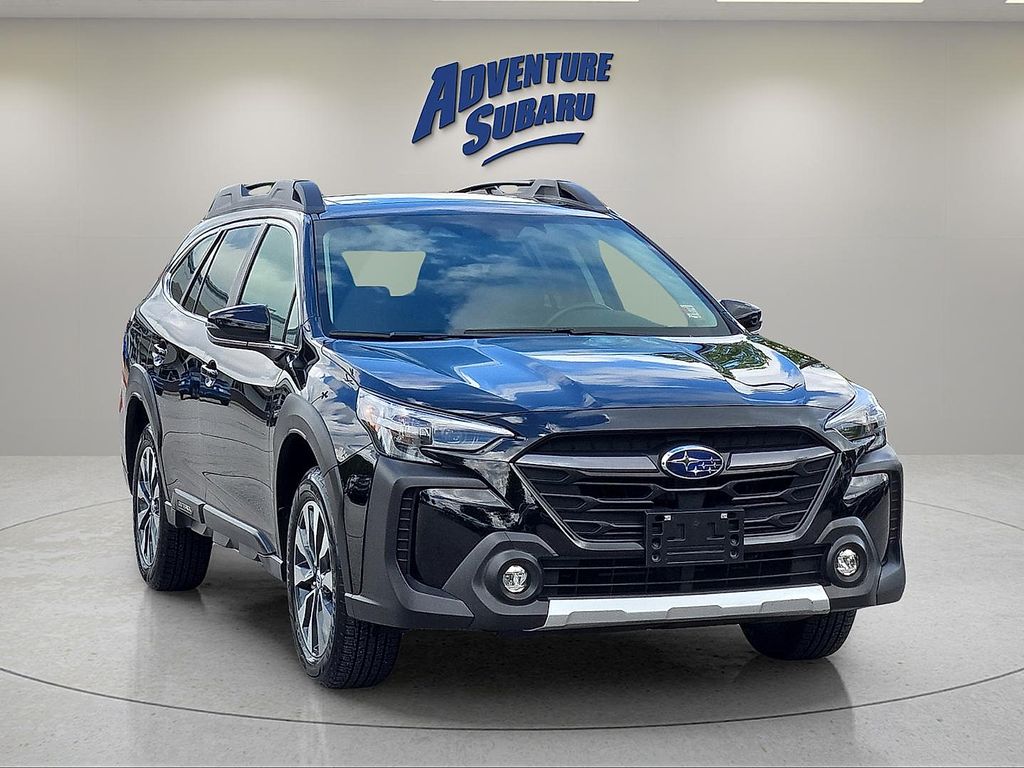 2023 Subaru Outback Limited's photo