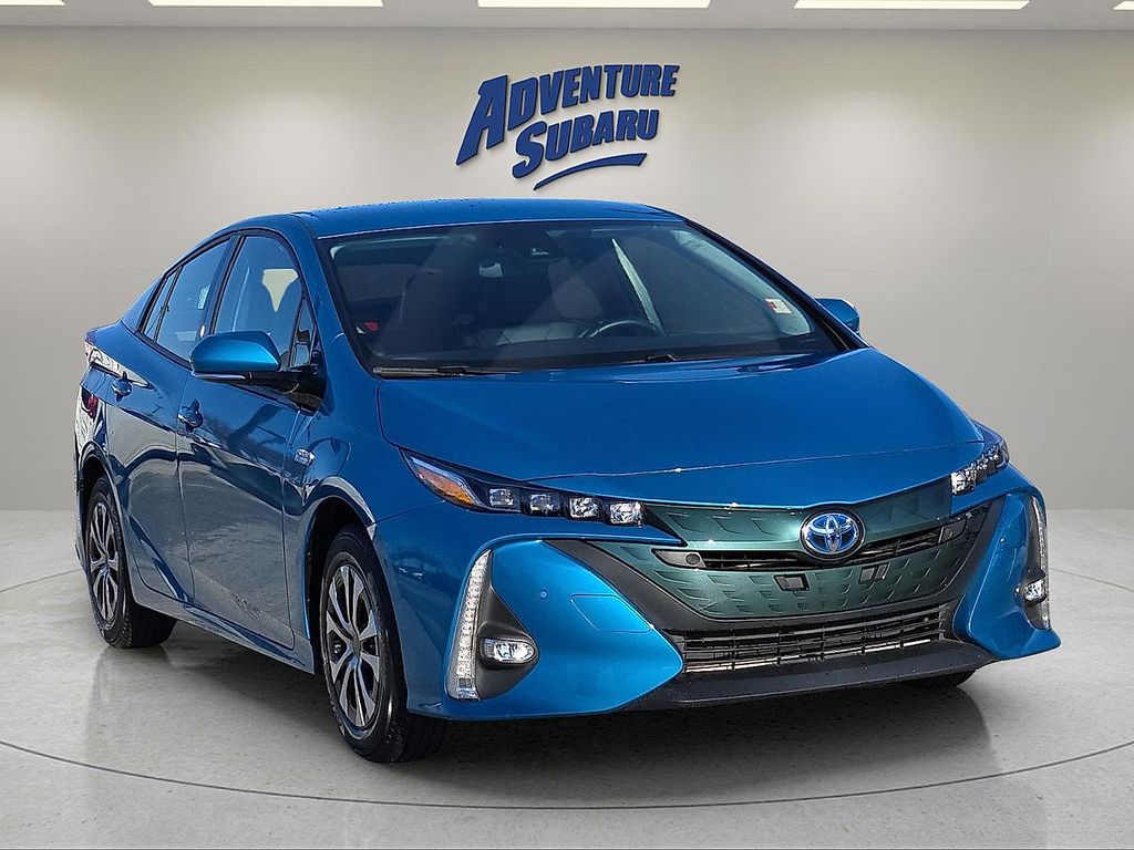 2018 Toyota Prius Prime Advanced's photo
